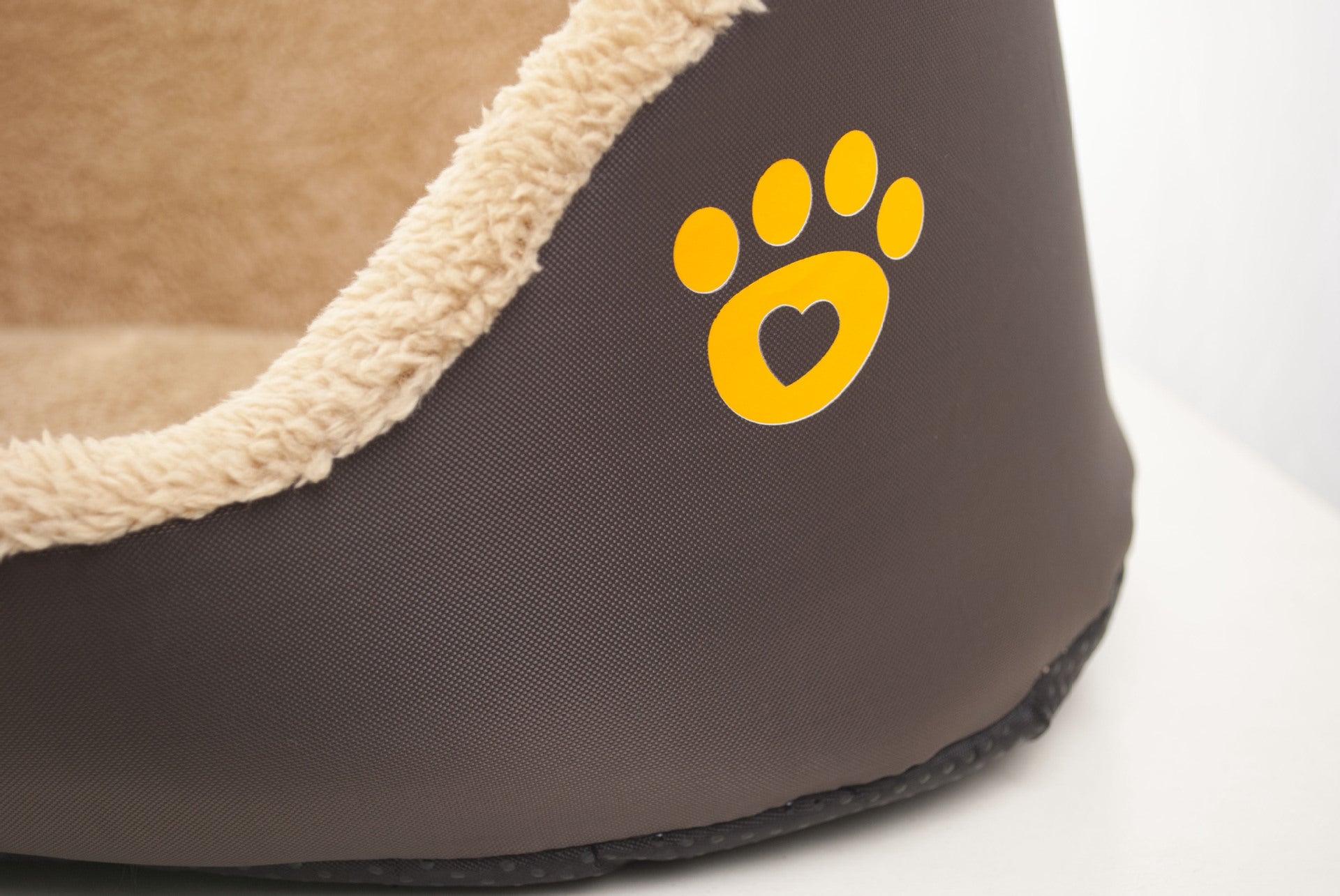 Soft Warm Round Shape Pet Bed